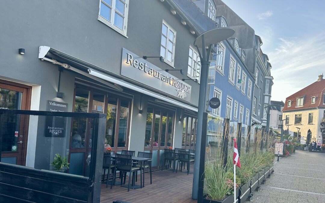 Mor og far hjælper til på nyt, prisvenligt kvalitets-spisested i Frederikshavn